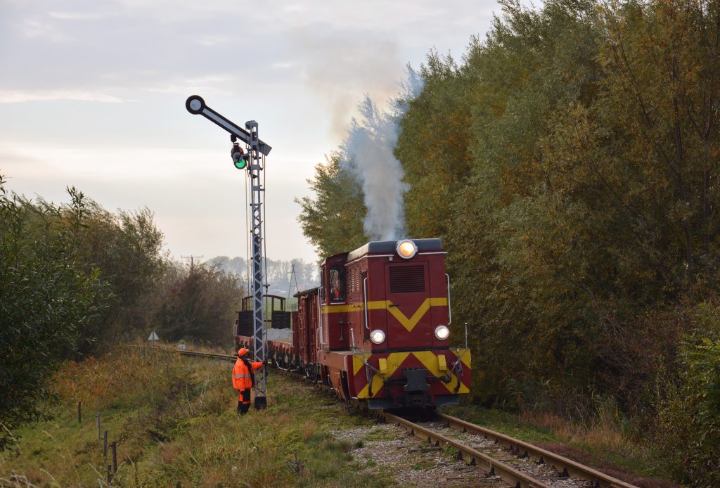 22.10.2018. Jesień upłynęła również pod znakiem podciągów roboczych m.in. przy naprawie infrastruktury. Fot. Damian Szarek.