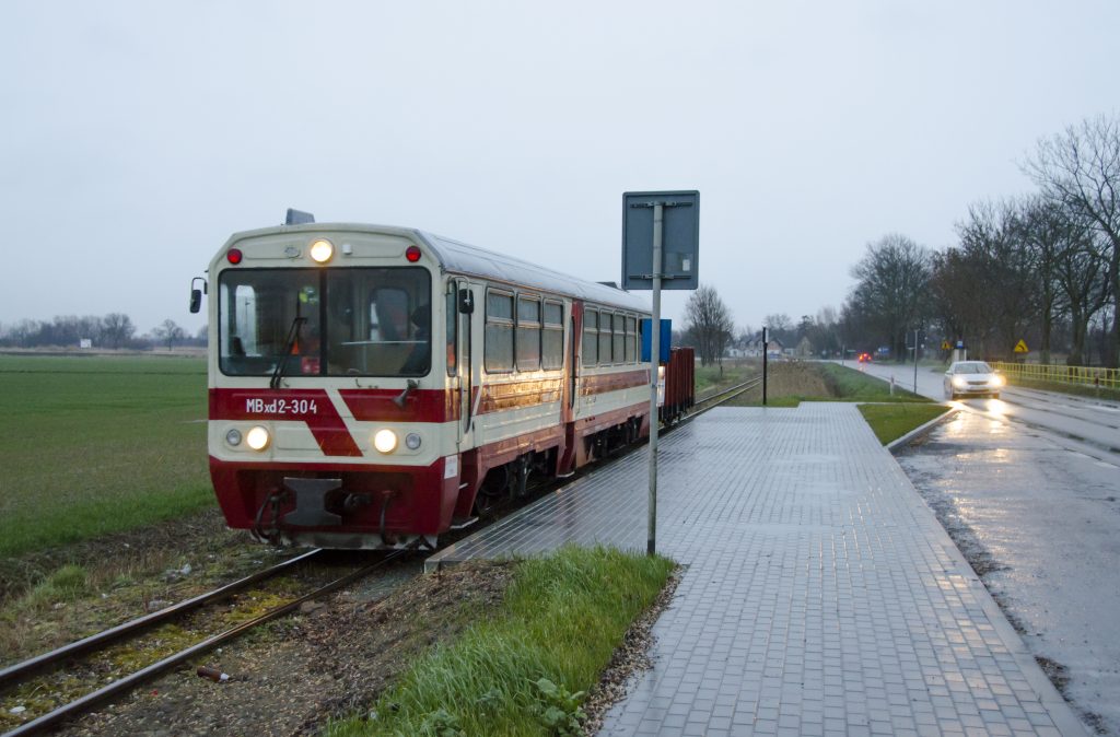 Nowy przystanek kolejowo-autobusowy Cyganek, 29.02.2020. Fot. Przemysław Strzyżewski.